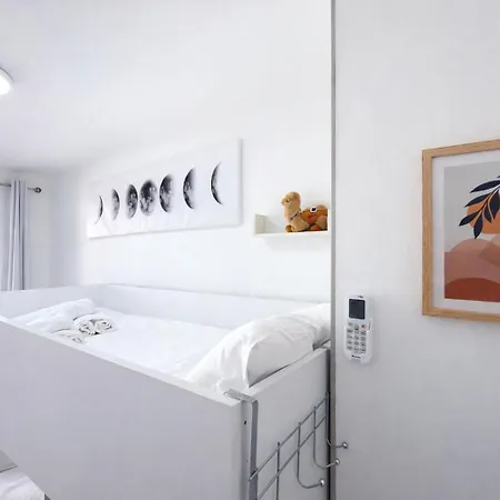 Διαμέρισμα Renove 3 Chambres, 8 Pers, A 50 M