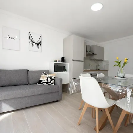 Renove 3 Chambres, 8 Pers, A 50 M Nizza